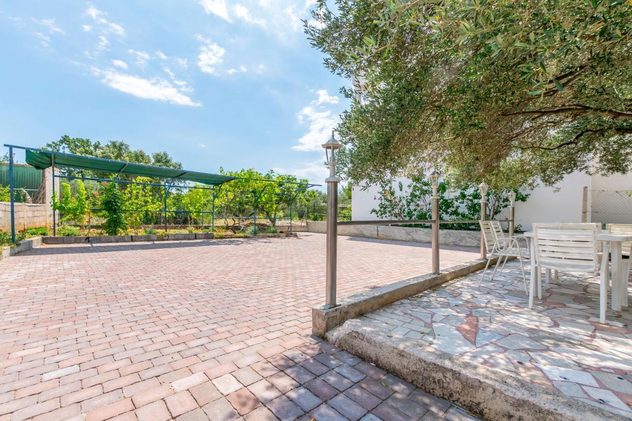 Apartments Cvitkovic Rogoznica  Ngoại thất bức ảnh