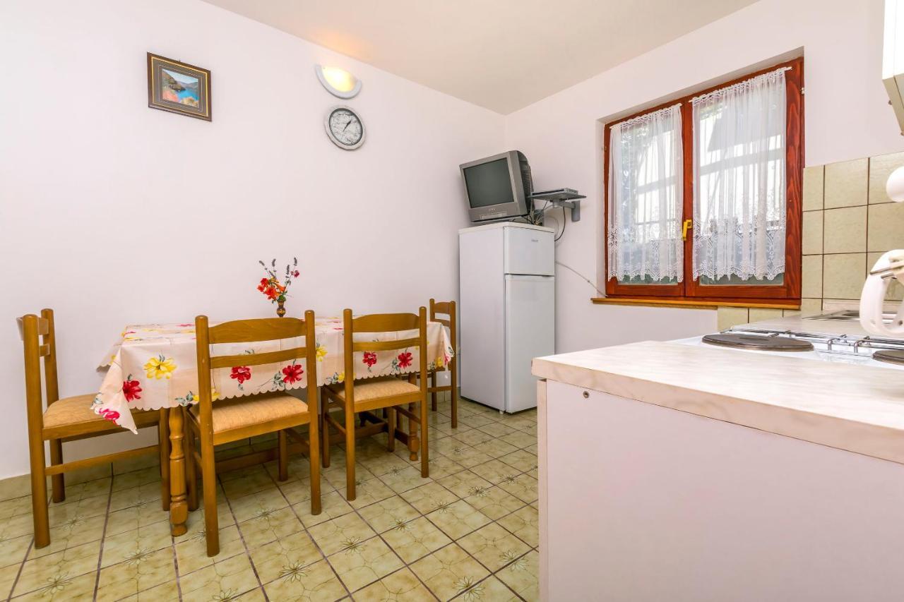 Apartments Cvitkovic Rogoznica  Ngoại thất bức ảnh