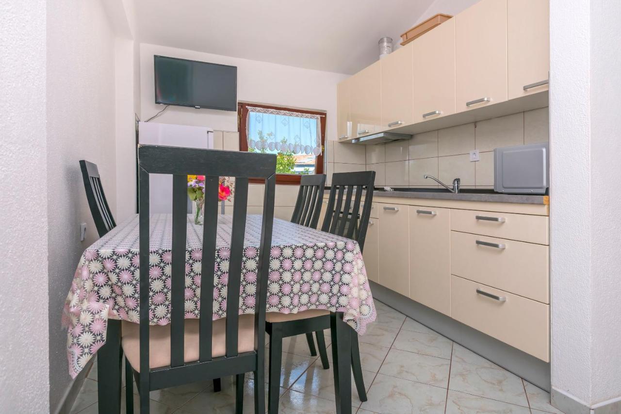 Apartments Cvitkovic Rogoznica  Ngoại thất bức ảnh