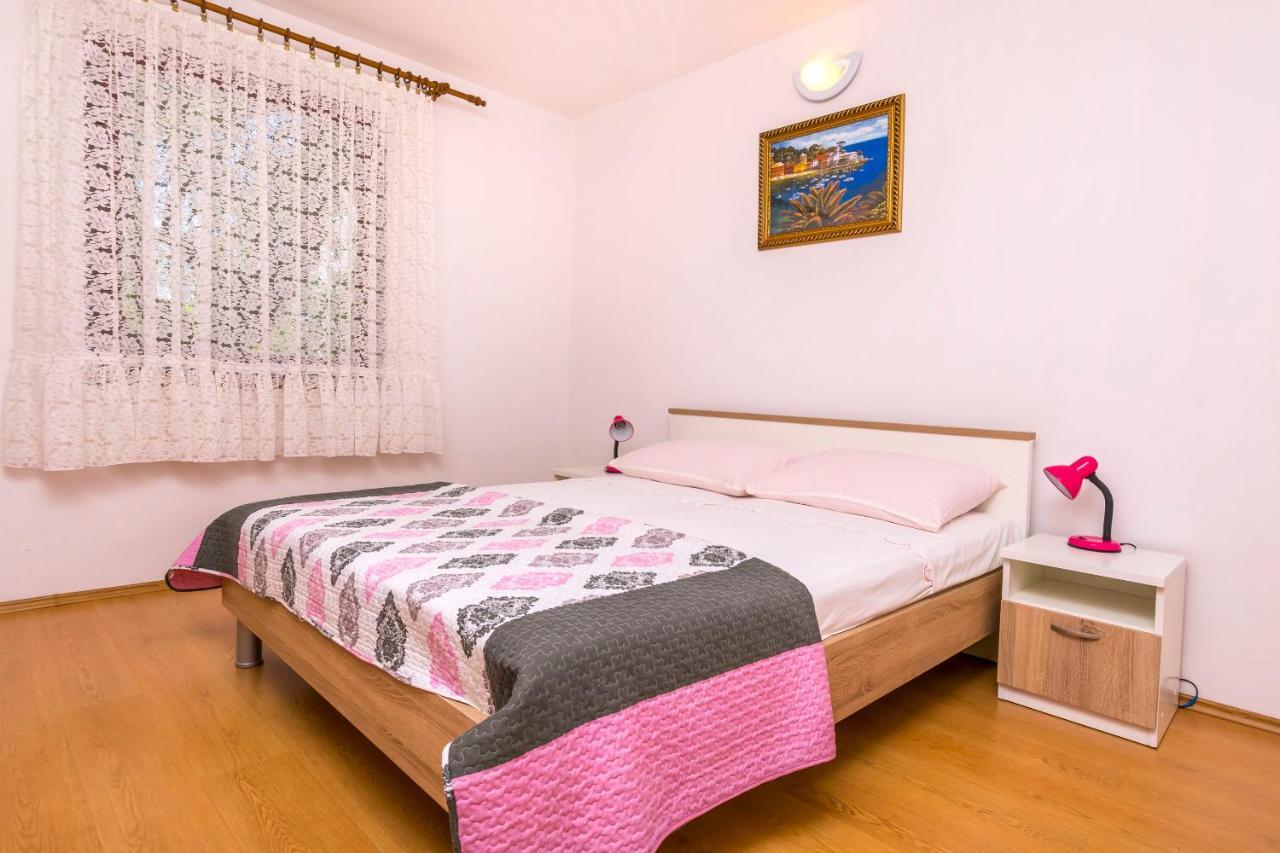 Apartments Cvitkovic Rogoznica  Ngoại thất bức ảnh